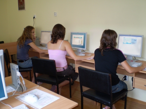 Využívanie internetu v knižnici